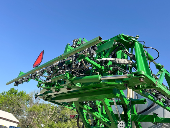 2022 John-Deere 412R