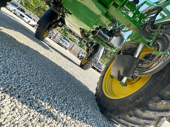 2022 John-Deere 412R