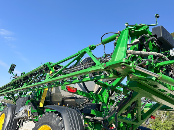 2022 John-Deere 412R