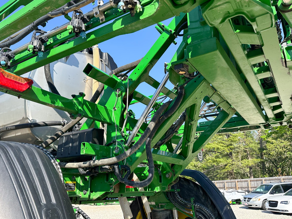 2022 John-Deere 412R