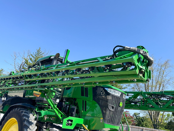 2022 John-Deere 412R