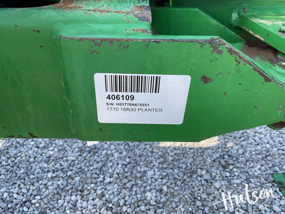 Photo of 1998 John Deere 1770
