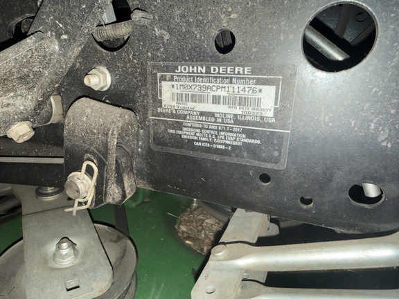 2023 John Deere X739 - Photo7