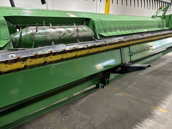 Used 2022 John Deere RD35F Combine Platforms at Koenig Equipment in Greenville, OH - Photo32