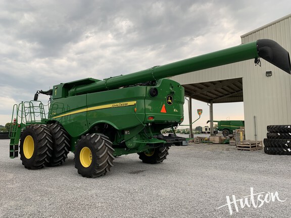 Photo of 2023 John Deere S780