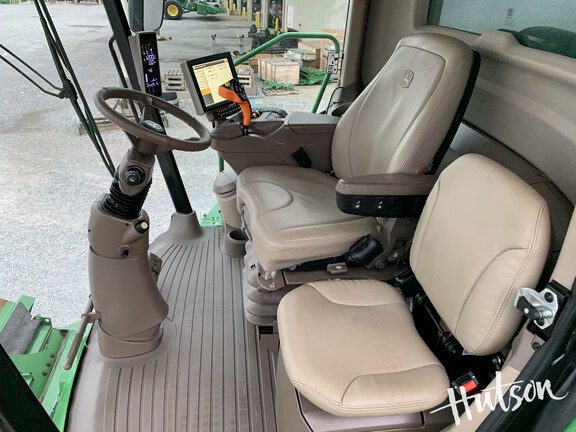 Photo of 2023 John Deere S780