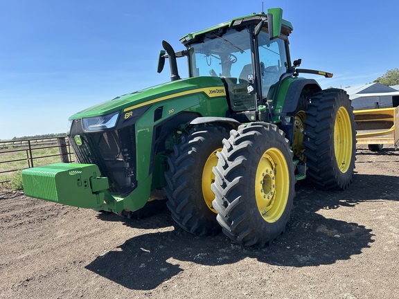 2025 John Deere 8R 310 (2nd thumbnail)