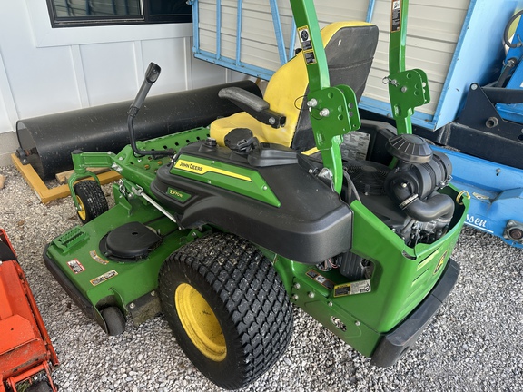 Photo of 2023 John Deere Z970R