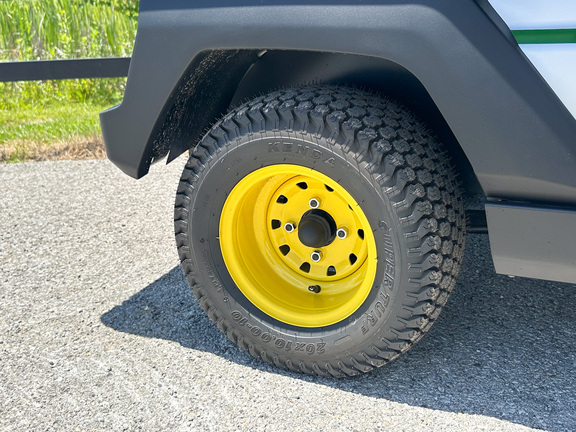 2025 John-Deere GS