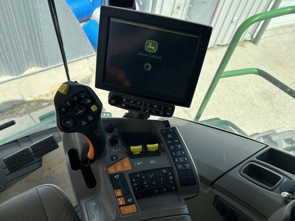 2023 John Deere S780