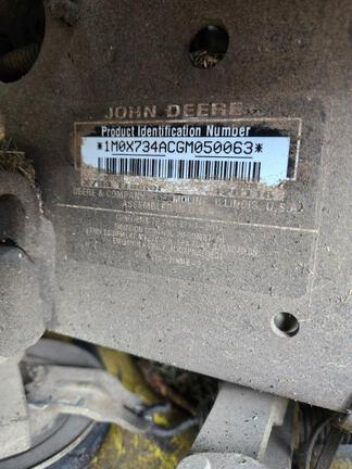 2016 John Deere X734 - Photo5