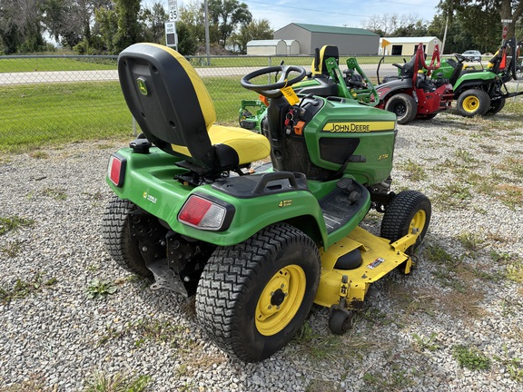 2016 John Deere X734 - Photo5