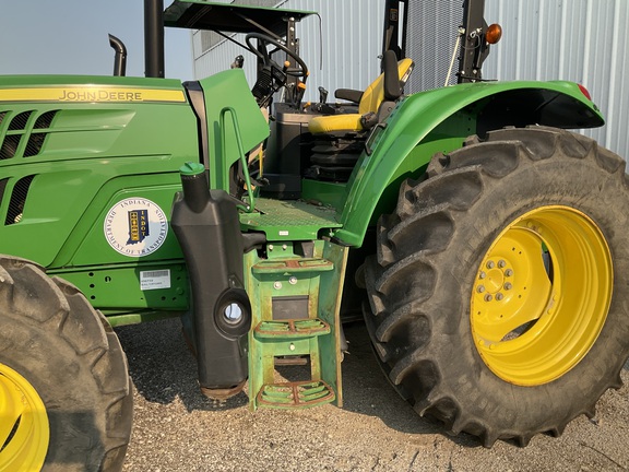 Photo of 2018 John Deere 6120M