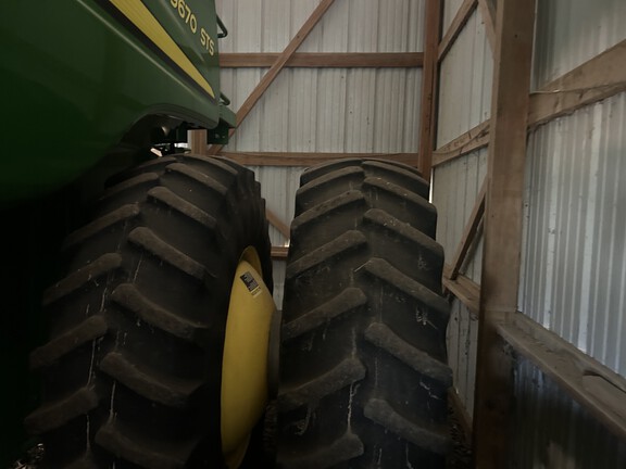 2011 John Deere 9670 STS (6th thumbnail)