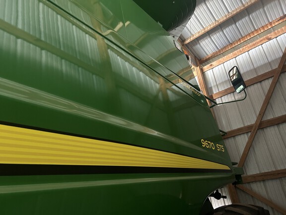 2011 John Deere 9670 STS (2nd thumbnail)