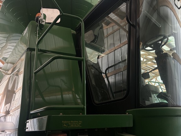 2011 John Deere 9670 STS (23rd thumbnail)