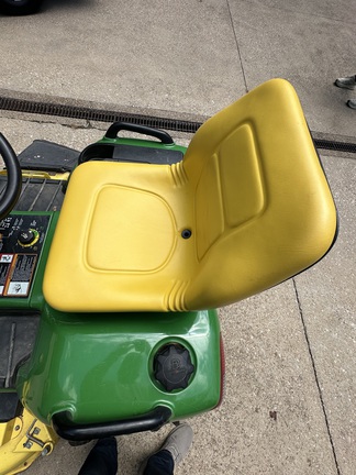 Photo of 2003 John Deere X475