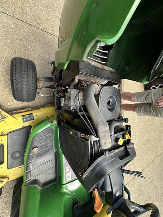 Photo of 2003 John Deere X475