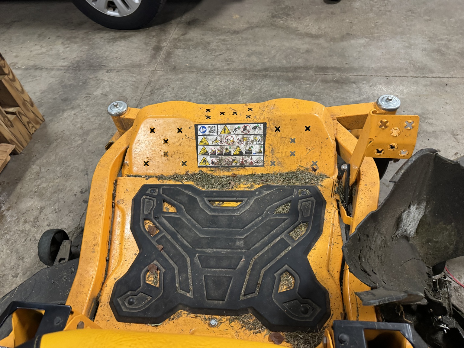 Used 2023 Cub Cadet ZT1 54 Zero Turn Mowers at Koenig Equipment in Urbana, OH - PhotoXL25