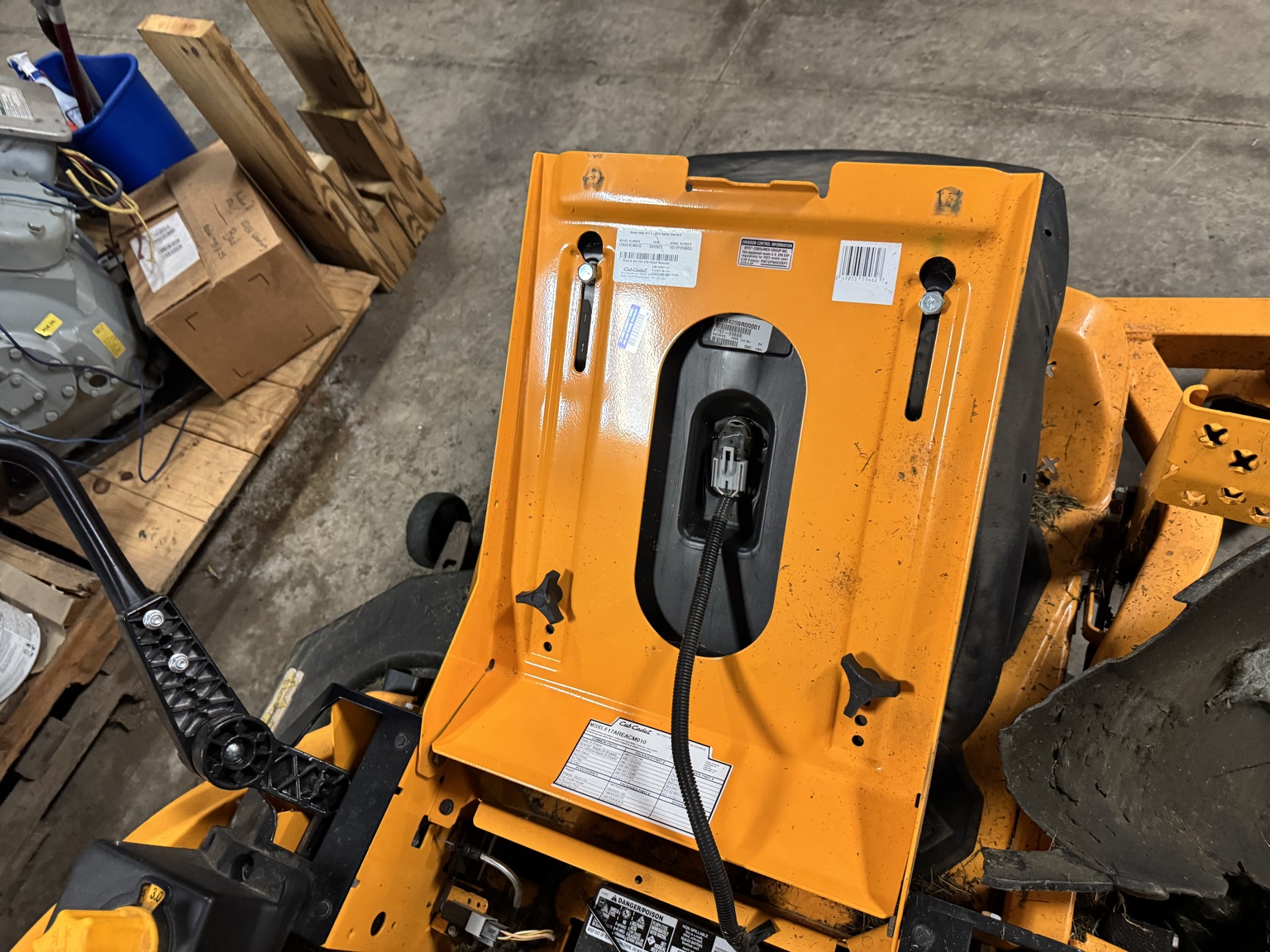 Used 2023 Cub Cadet ZT1 54 Zero Turn Mowers at Koenig Equipment in Urbana, OH - PhotoXL17