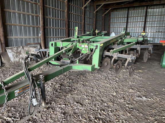  John Deere 2700