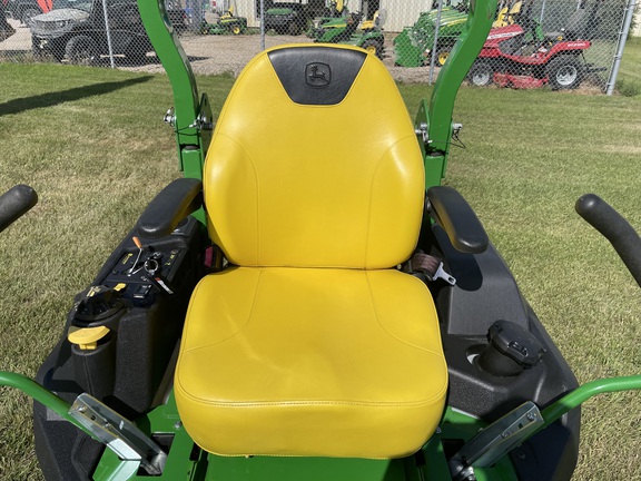 2020 John Deere Z735M