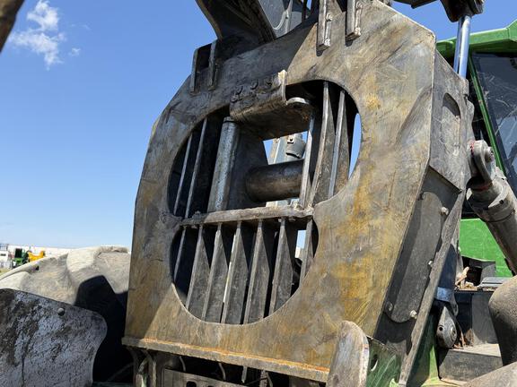 2023 John Deere 748L II