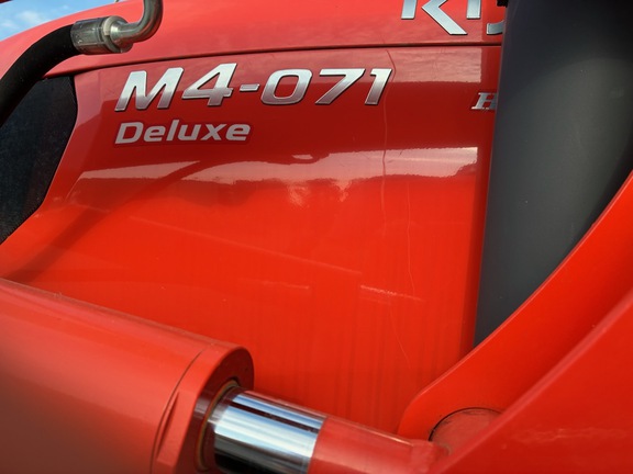 2025 Kubota M4-071D