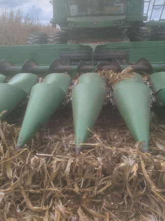 Photo of 2010 John Deere 612C