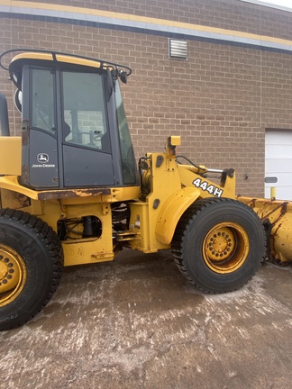 2002 John Deere 444H