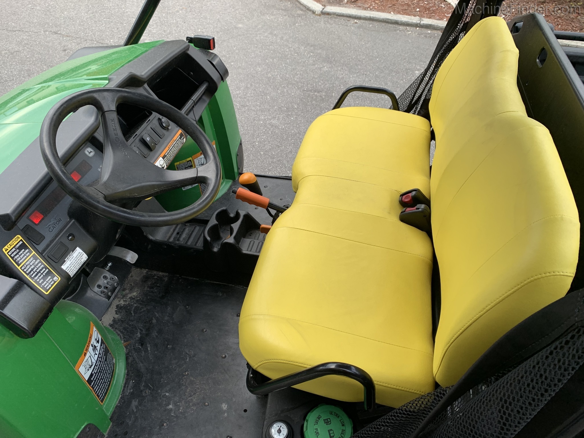 2020 John Deere HPX 815E Image 4