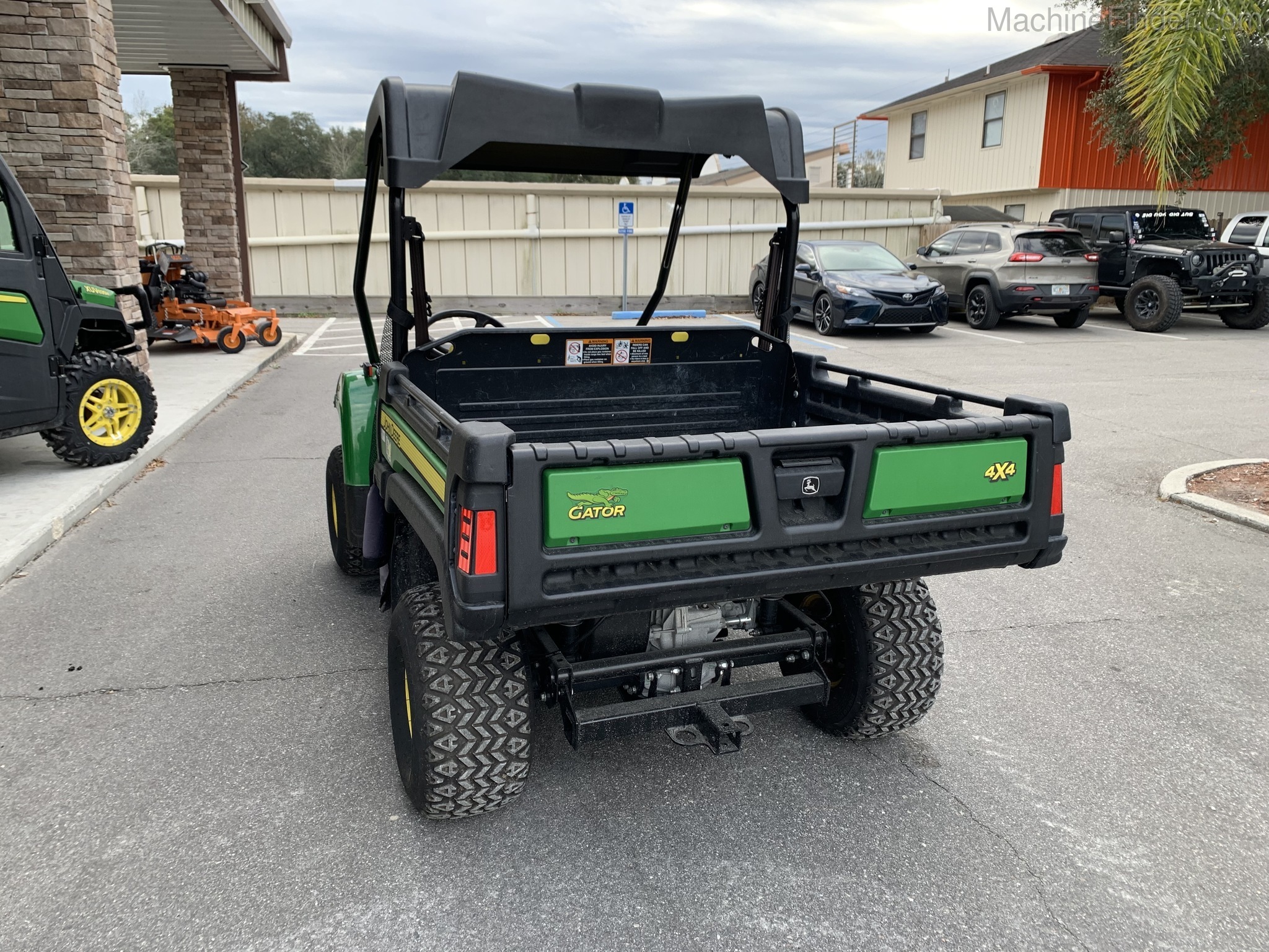 2020 John Deere HPX 815E Image 5