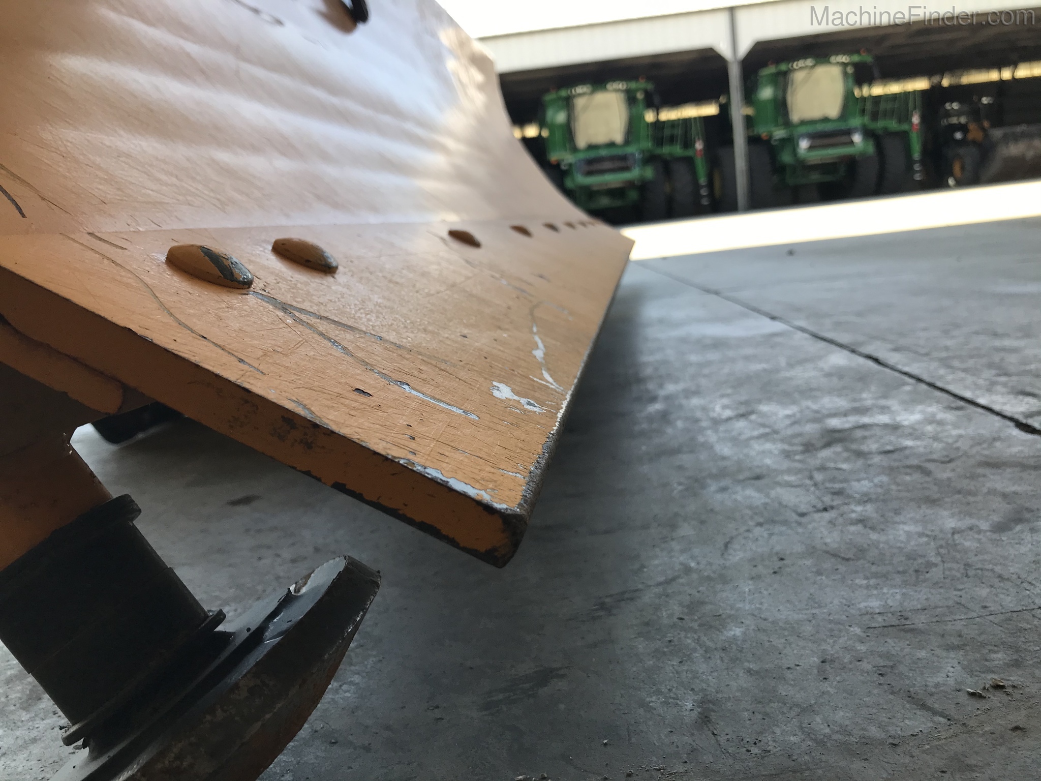 John Deere 8 foot snow blade Image 4