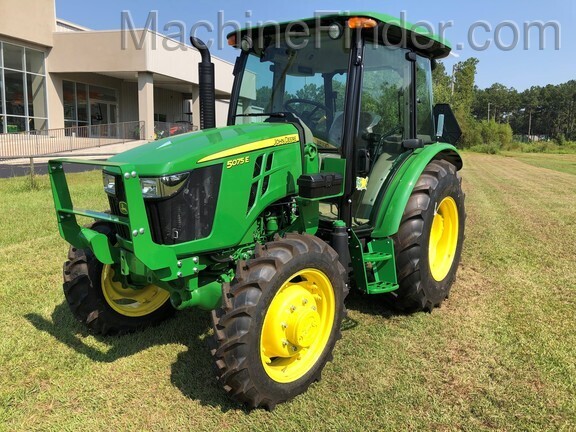2020 John Deere 5075E Image 2