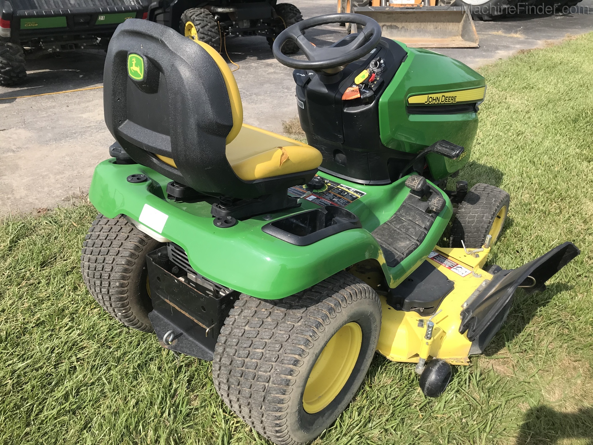 2014 John Deere X320 Image 1