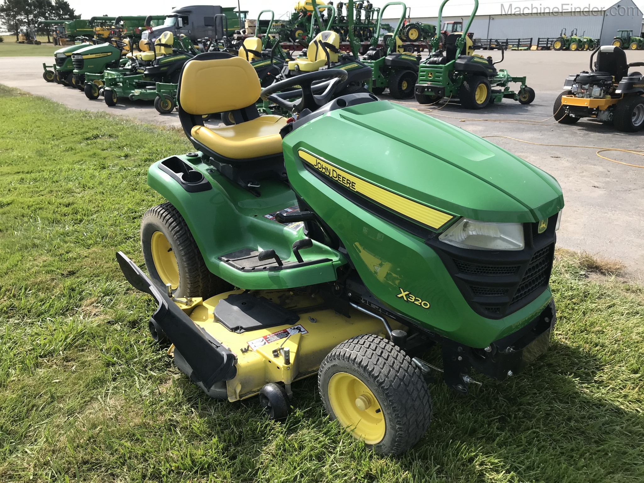 2014 John Deere X320 Image 2