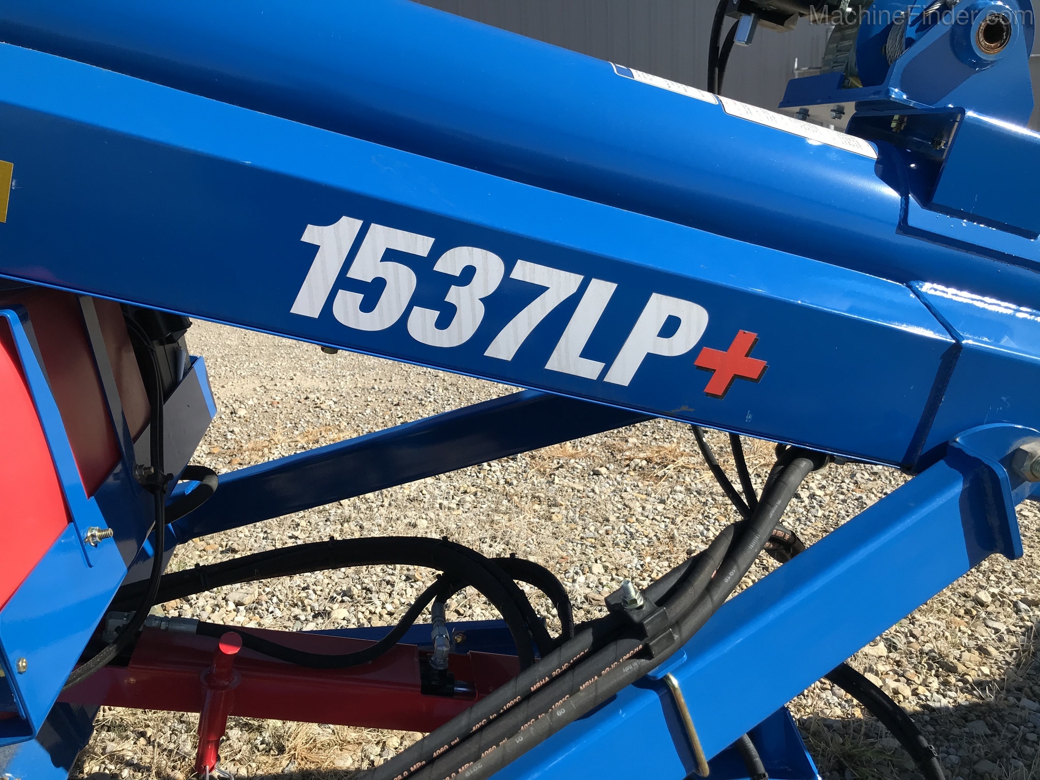 2020 Brandt 1537 Loaded Image 9