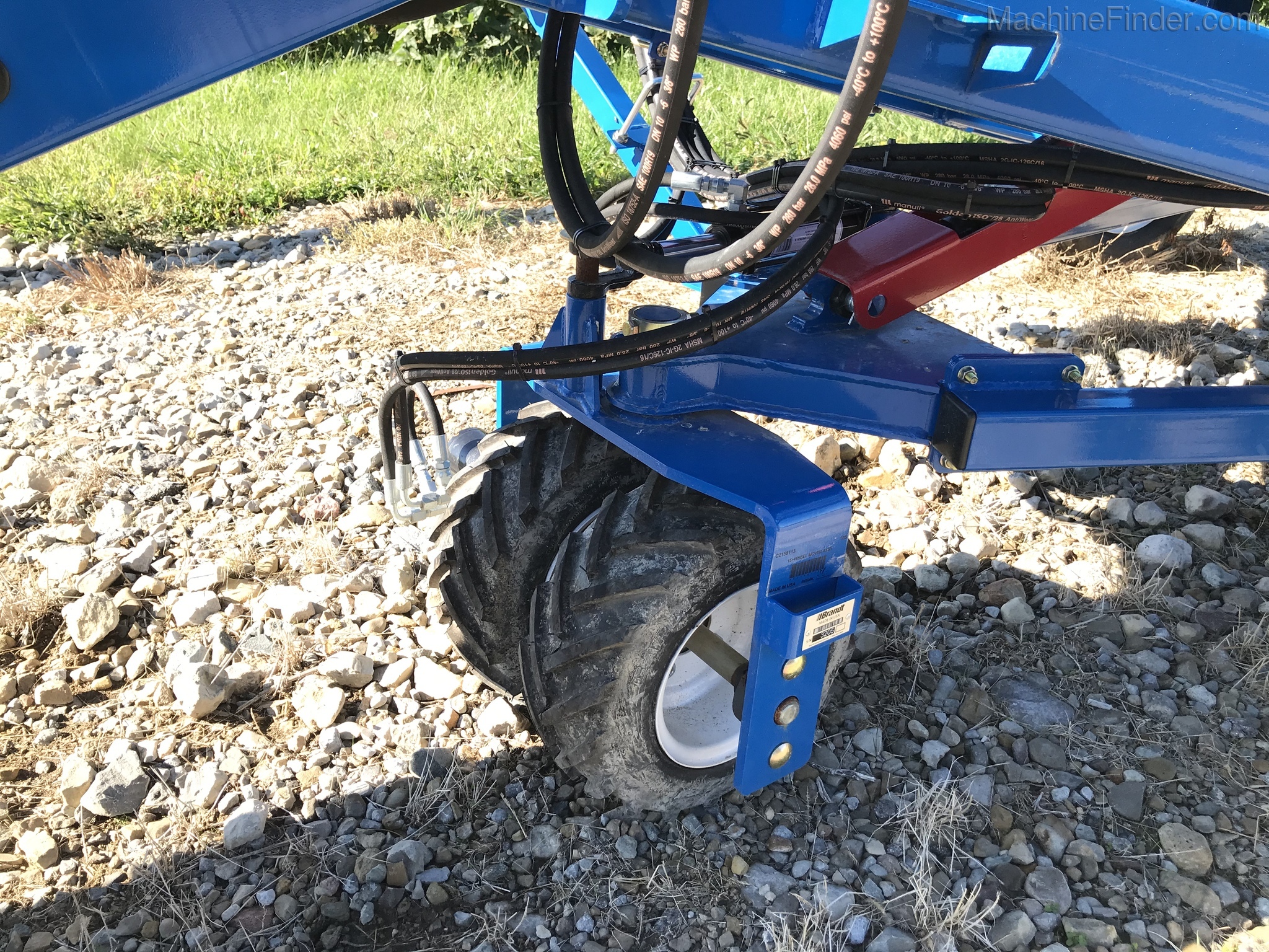 2020 Brandt 1537 Loaded Image 5