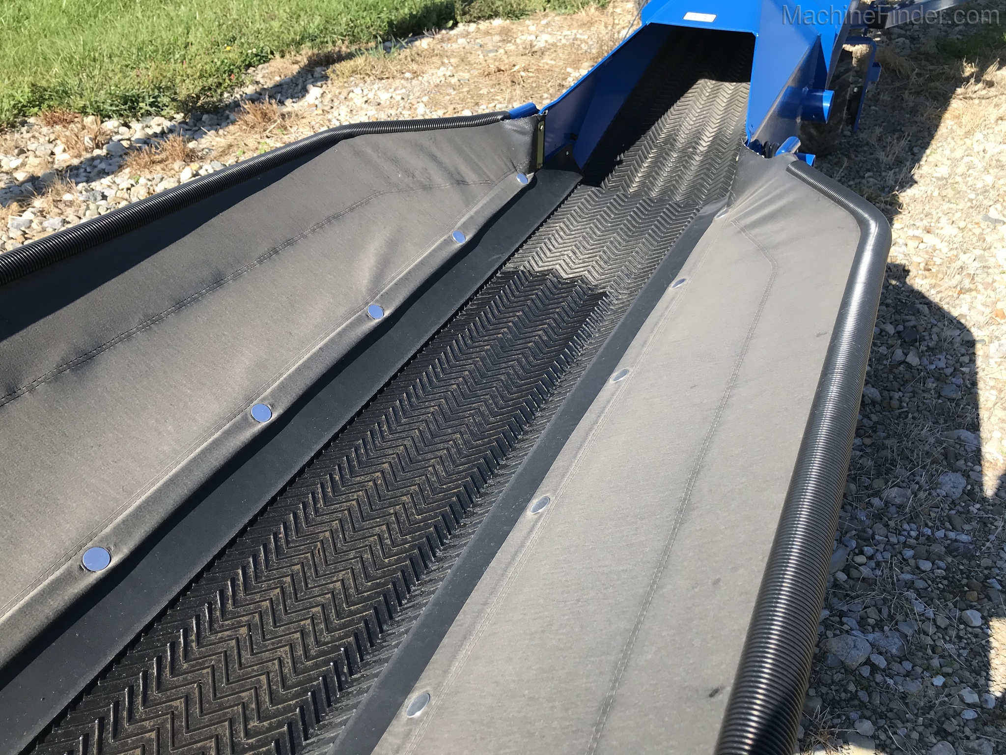 2020 Brandt 1537 Loaded Image 4