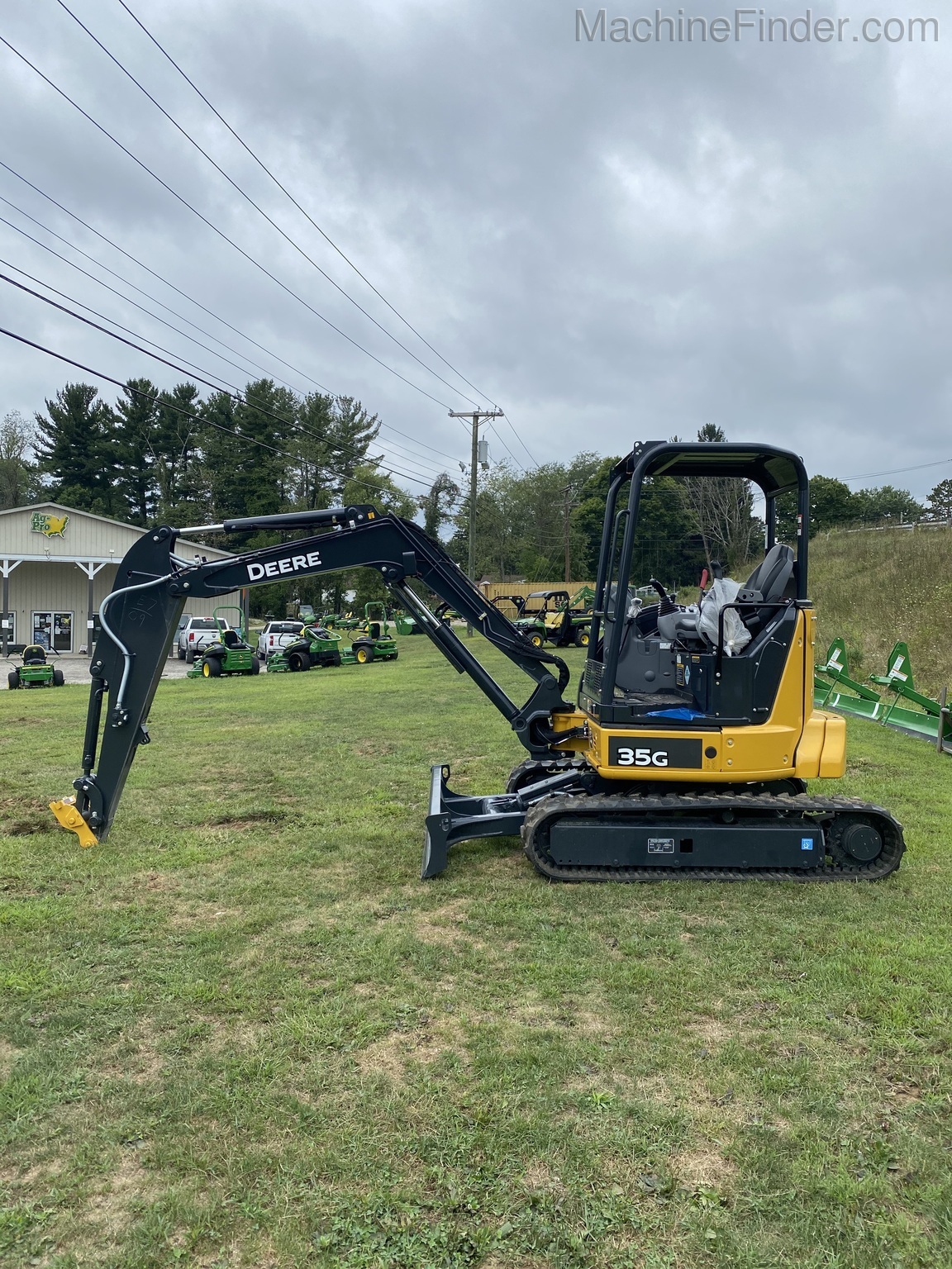 2020 John Deere 35G Image 4