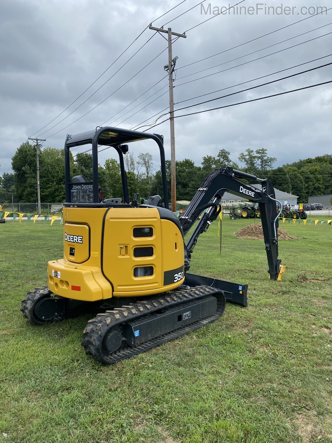 2020 John Deere 35G Image 7