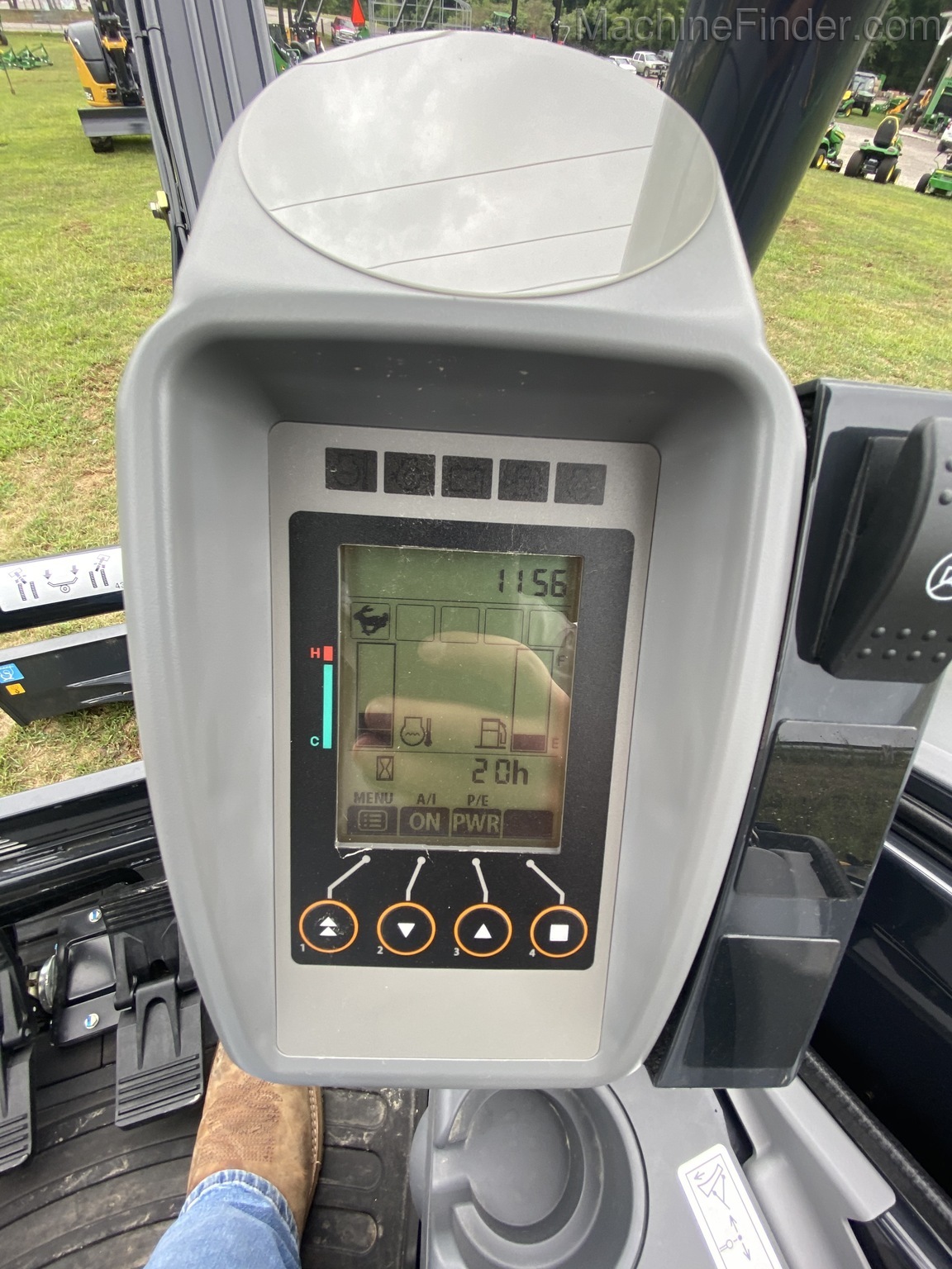 2020 John Deere 35G Image 9