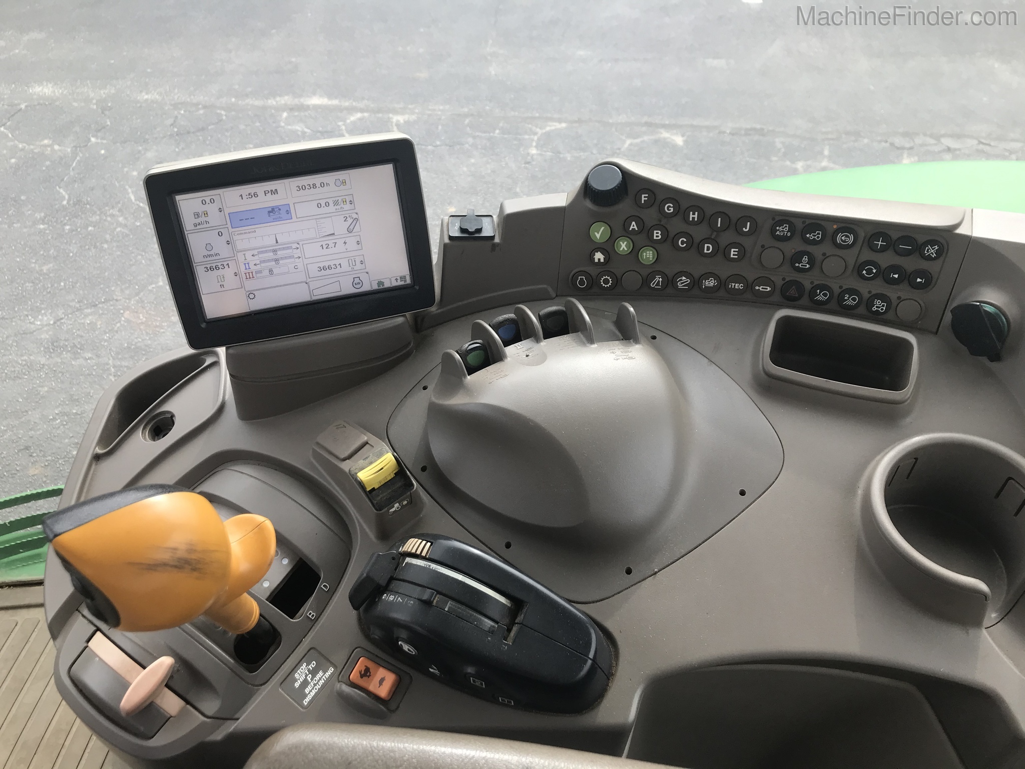 2013 John Deere 6140R Image 5