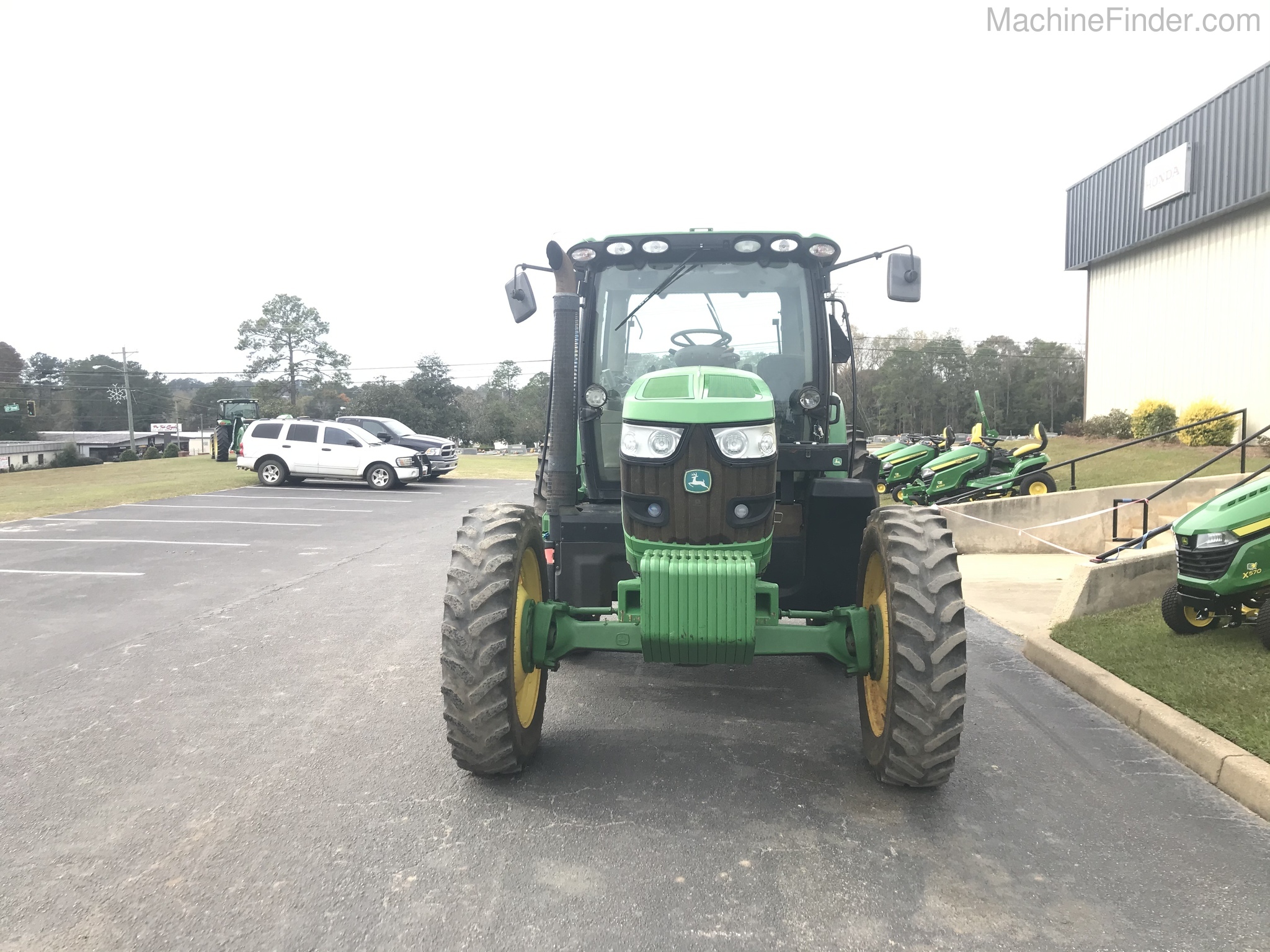 2013 John Deere 6140R Image 7