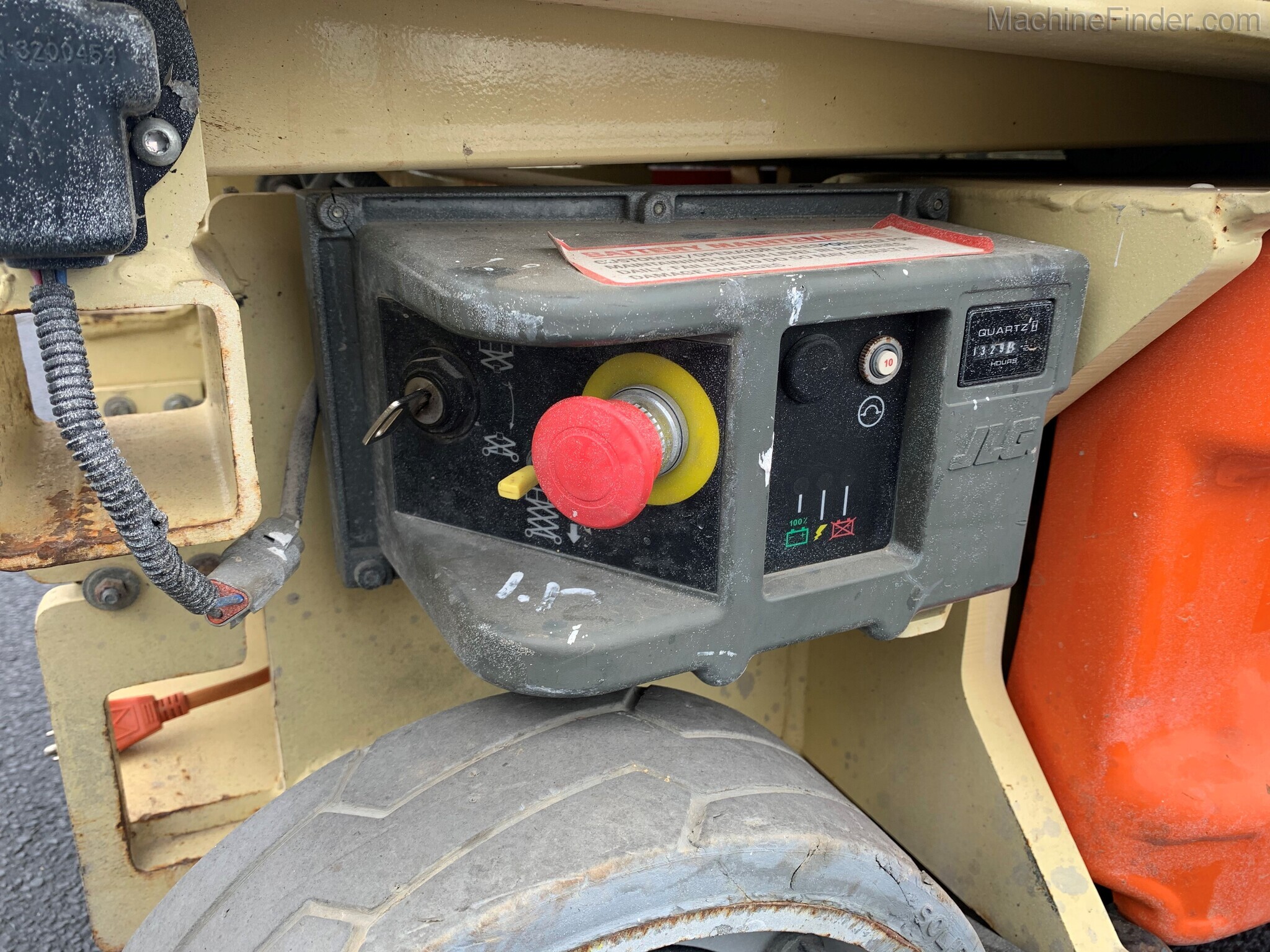 2016 JLG 1930ES Image 9