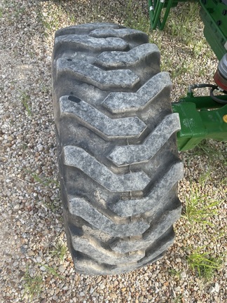 2018 John Deere 4044M Image 4