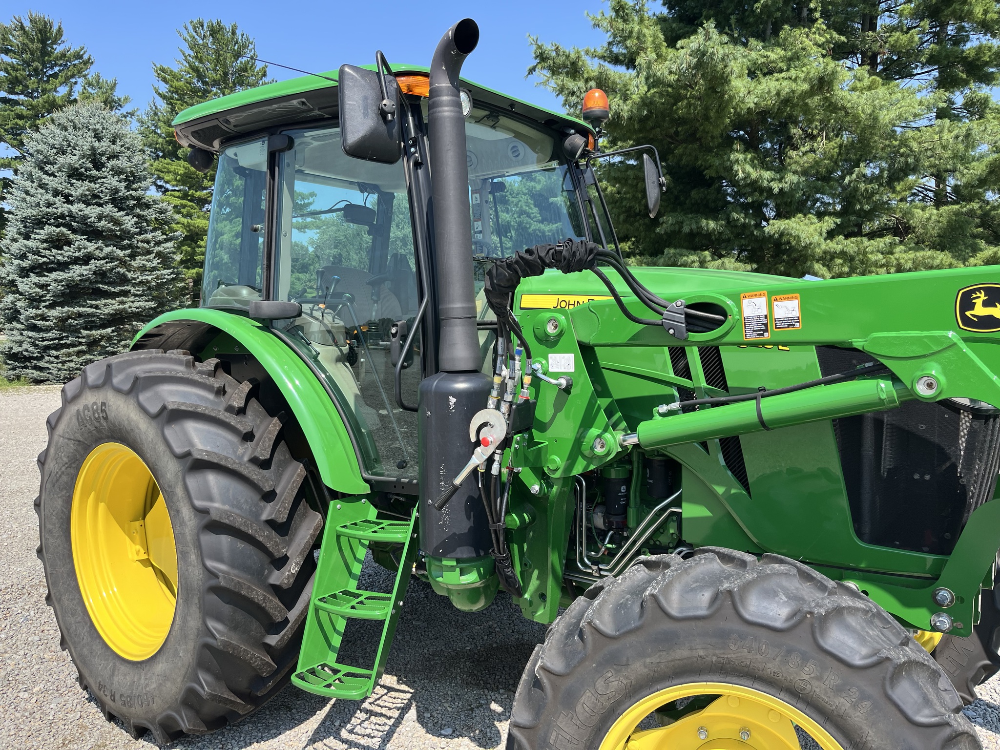 2020 John Deere 6120E Image 7