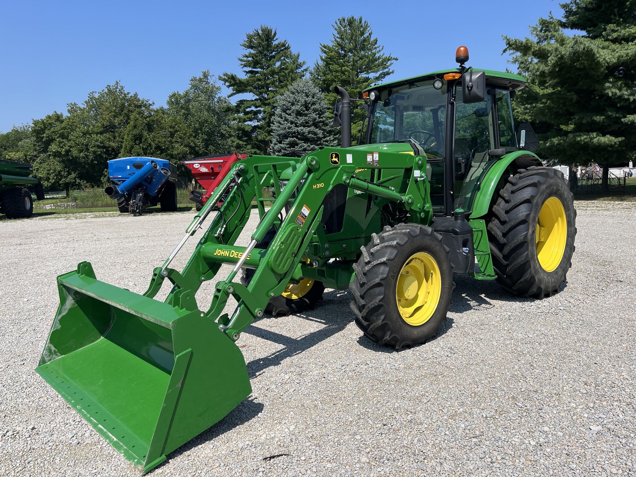 2020 John Deere 6120E Image 1