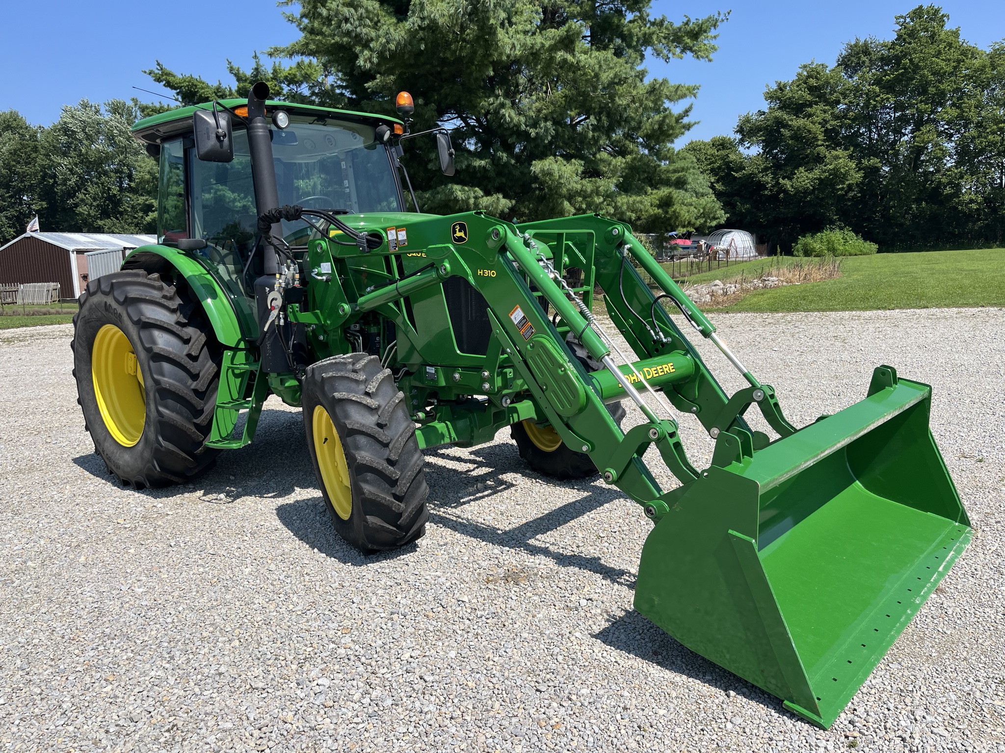 2020 John Deere 6120E Image 3