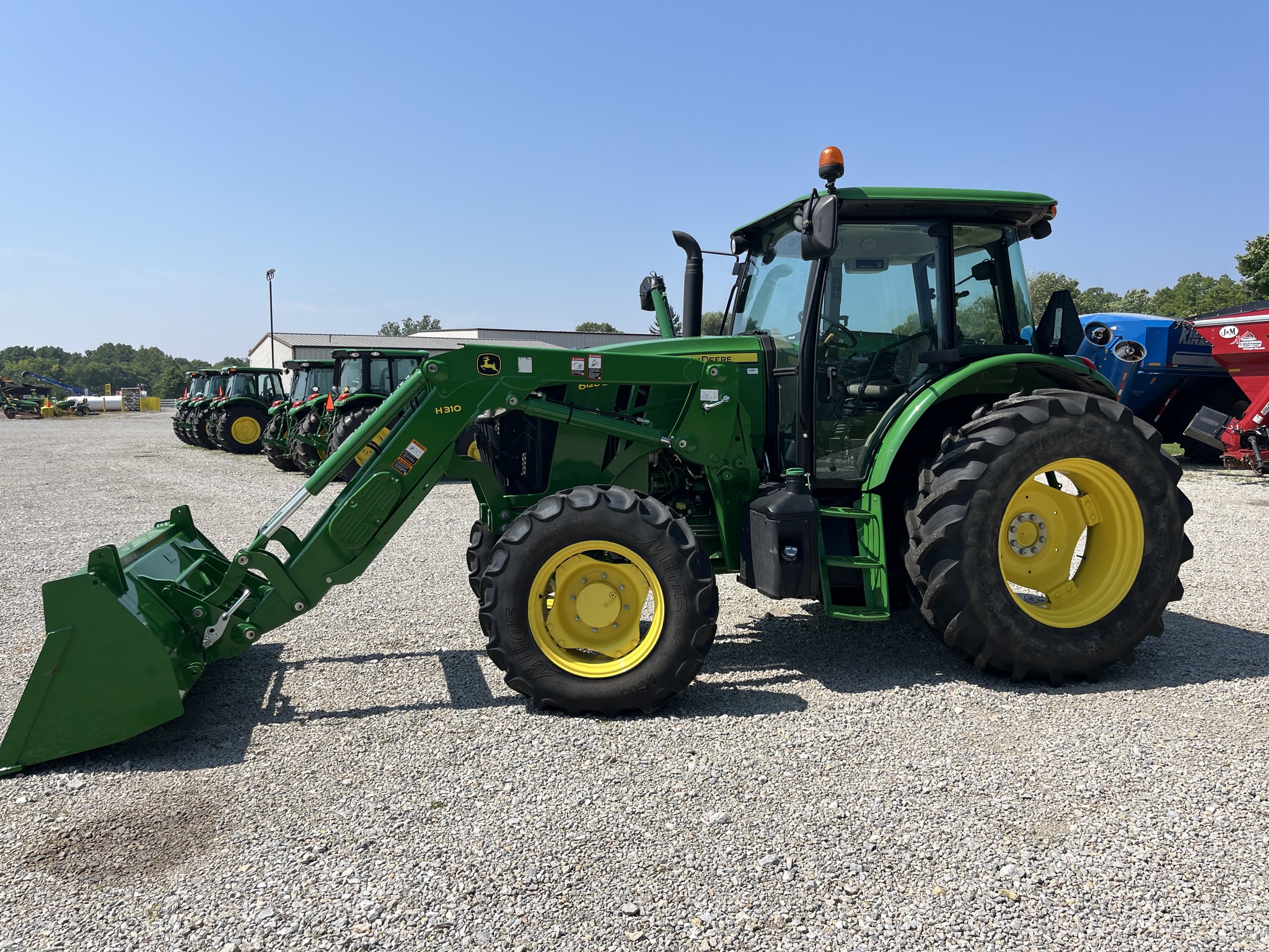 2020 John Deere 6120E Image 5